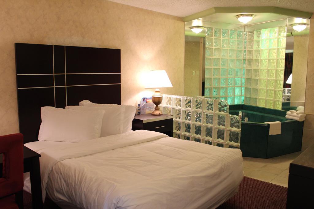 Oceanside Lodge Marmora Quarto foto