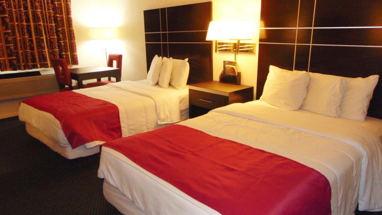 Oceanside Lodge Marmora Quarto foto
